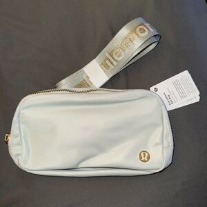 NEW!! Lululemon Everywhere Belt Bag!